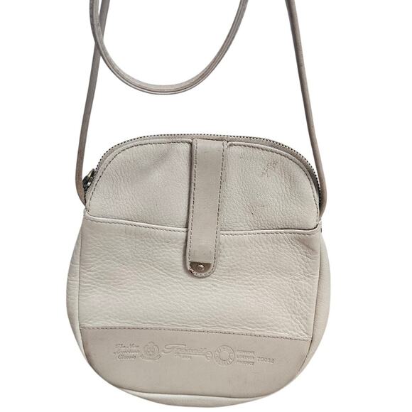 Fossil Taupe Pebbled Leather Small Crossbody Purse Minimalist Casual Boho Basic - Picture 1 of 12